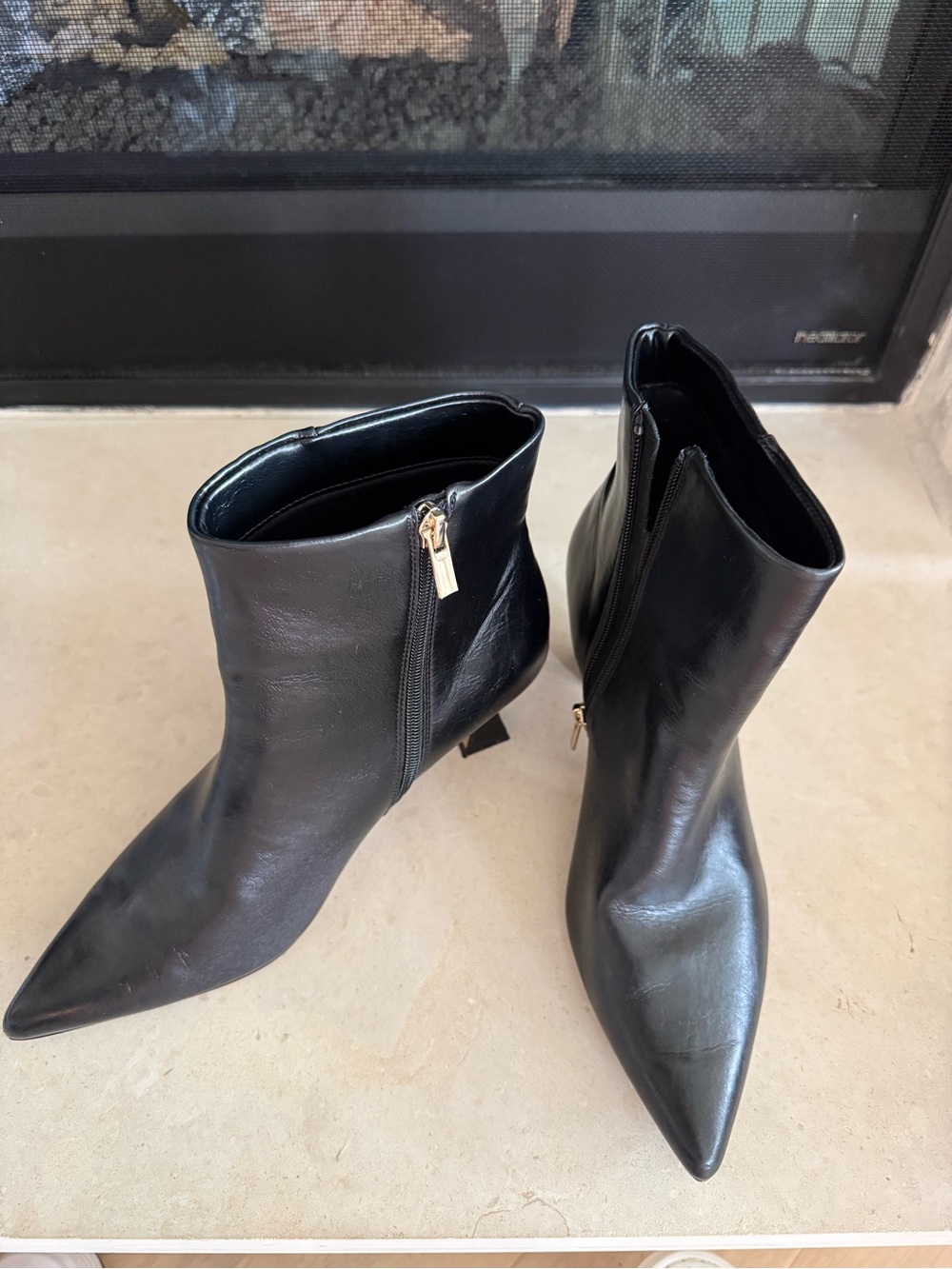 Abercrombie & Fitch Black Pointed Toe Ankle Boots with Side Zips